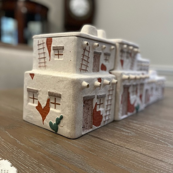Southwestern Adobe village houses canister set/cookie jar Native American Pueblo - Picture 2 of 9